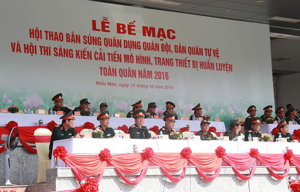 Bế mạc hội thao bắn súng và hội thi sáng kiến cải tiến mô hình, trang bị huấn luyện toàn quân năm 2016