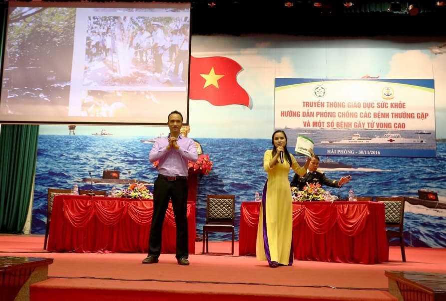 Quân chủng Hải quân và Bệnh viện Bạch Mai: Tổ chức truyền thông giáo dục sức khỏe cho bộ đội