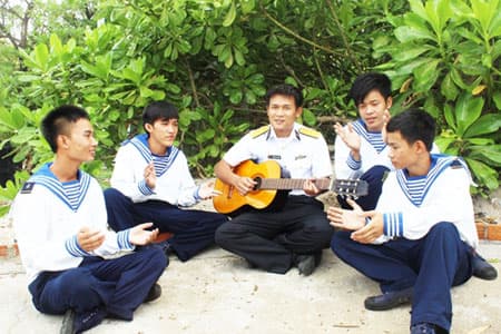 Đọc thơ Nga ở Trường Sa