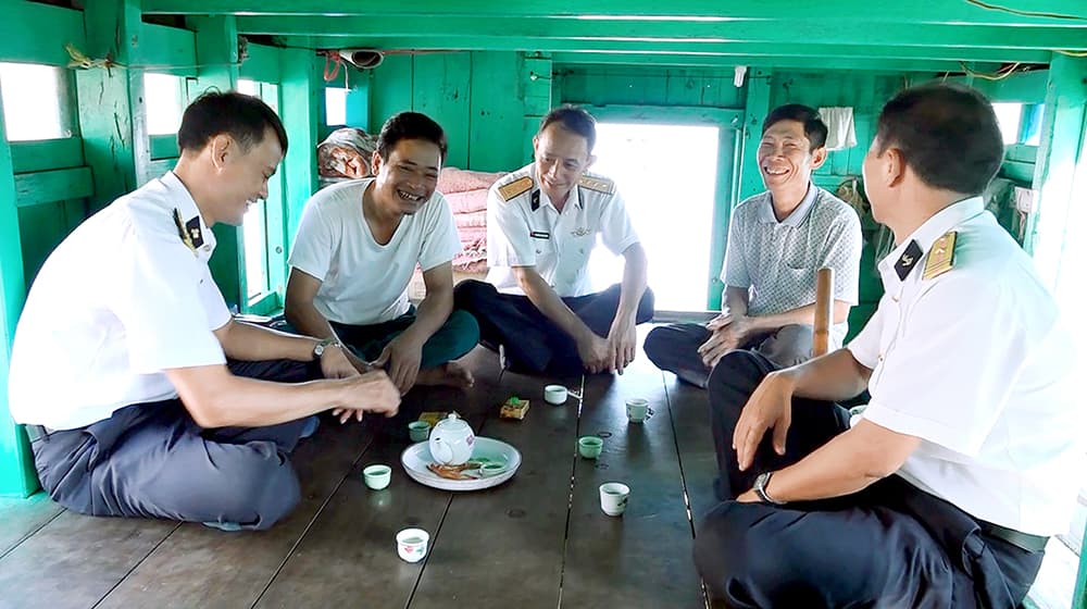 Trạm Ra đa 510, Tiểu đoàn 151, Vùng 1 Hải quân: Cánh sóng ra đa cùng ngư dân bám biển