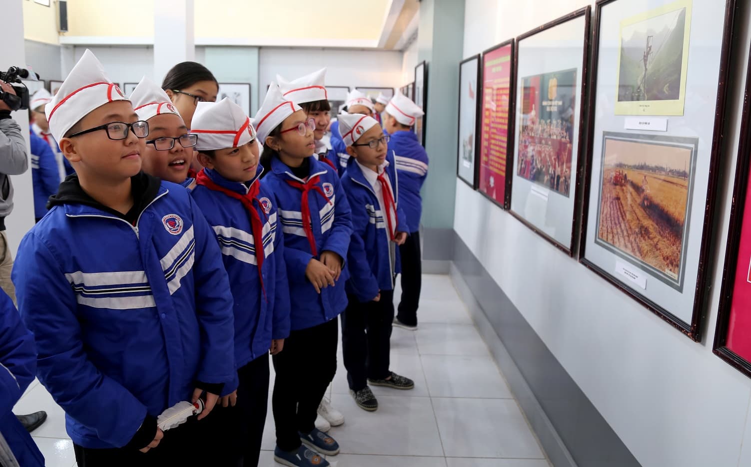 Hải Phòng khai mạc Triển lãm ảnh, tư liệu  &quot;Đảng Cộng sản Việt Nam - Từ Đại hội đến Đại hội&quot;