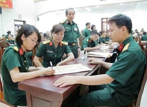 Sơ tuyển và xét tuyển vào các trường Quân đội  và Công an năm 2017 