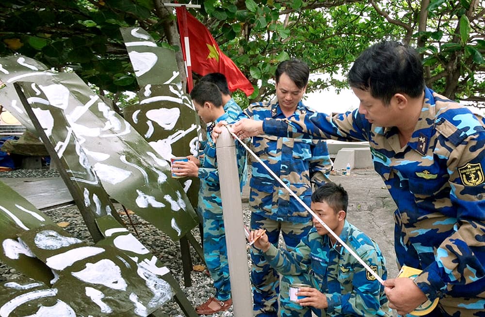 Đảo Trường Sa Đông: Bồi dưỡng, chia sẻ kinh nghiệm để huấn luyện giỏi