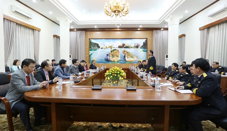 Bộ Ngoại giao và Kho bạc Nhà nước làm việc với Quân chủng Hải quân
