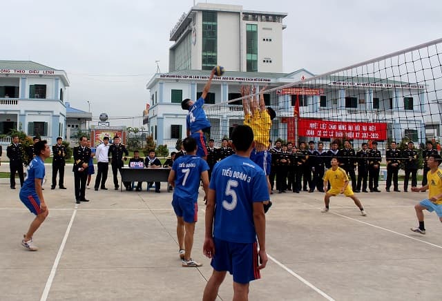 Đoàn cơ sở Lữ đoàn Thông tin 602 tổ chức nhiều hoạt động trong Tháng Thanh niên