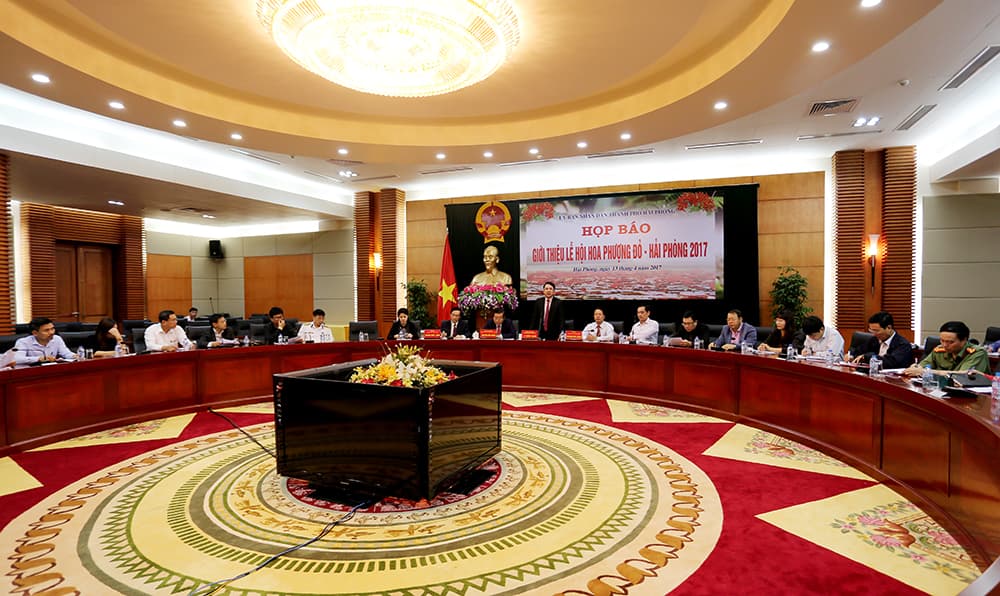Lễ hội Hoa phượng đỏ Hải Phòng năm 2017