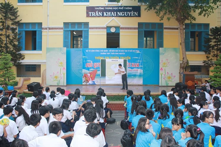 Vùng 2 Hải quân: tuyên truyền biển, đảo trên địa bàn TP. Hồ Chí Minh