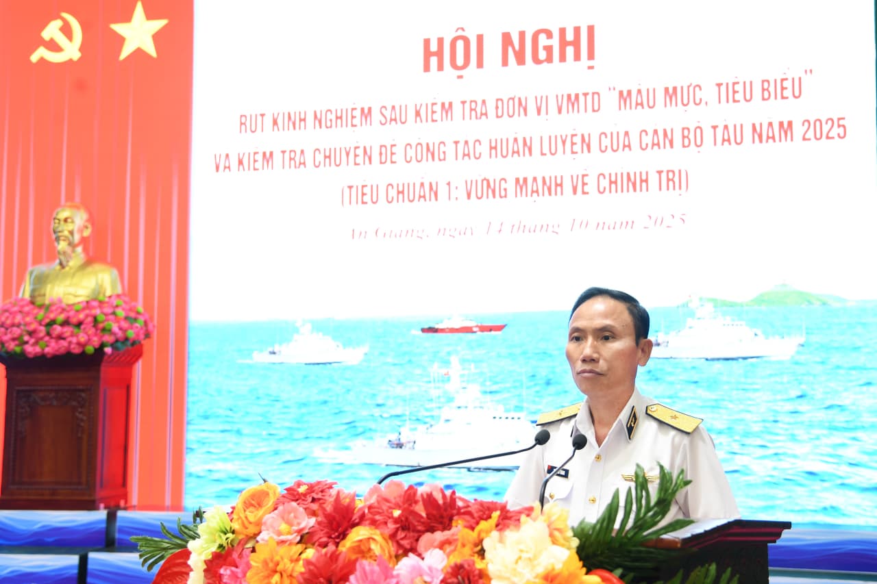 Vùng 5 Hải quân rút kinh nghiệm sau kiểm tra đơn vị vững mạnh toàn diện