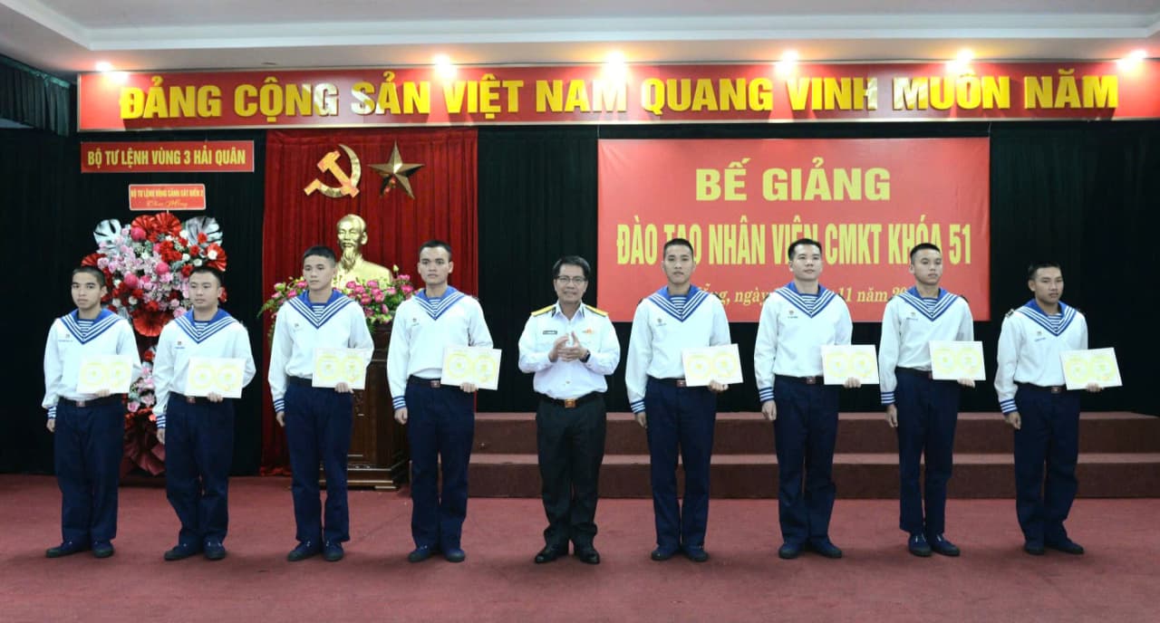 Vùng 3 bế giảng đào tạo học viên chuyên môn kỹ thuật