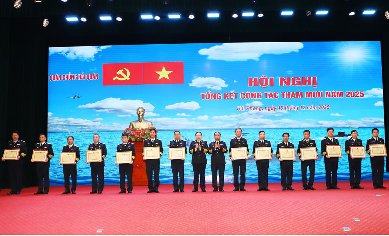 Tập trung nắm chắc tình hình, kịp thời tham mưu hiệu quả về quân sự quốc phòng