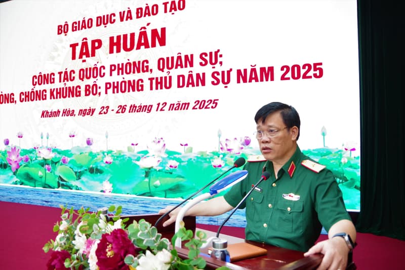 Bộ Giáo dục và Đào tạo bế mạc tập huấn công tác quốc phòng, quân sự