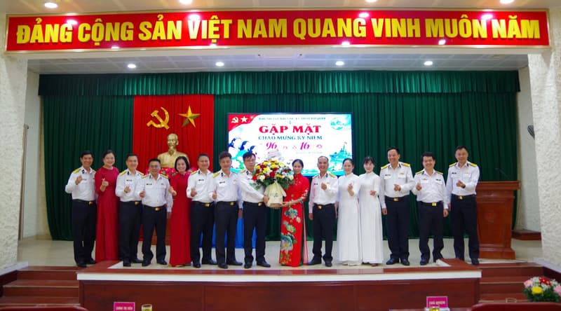 Kho 700 gặp mặt nhân kỷ niệm 96 năm Ngày thành lập Hội LHPN Việt Nam