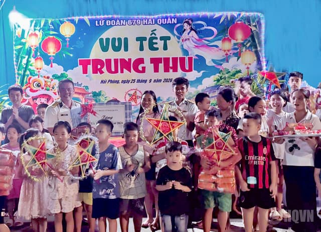 Lữ đoàn 679 tổ chức  Tết Trung thu năm 2026