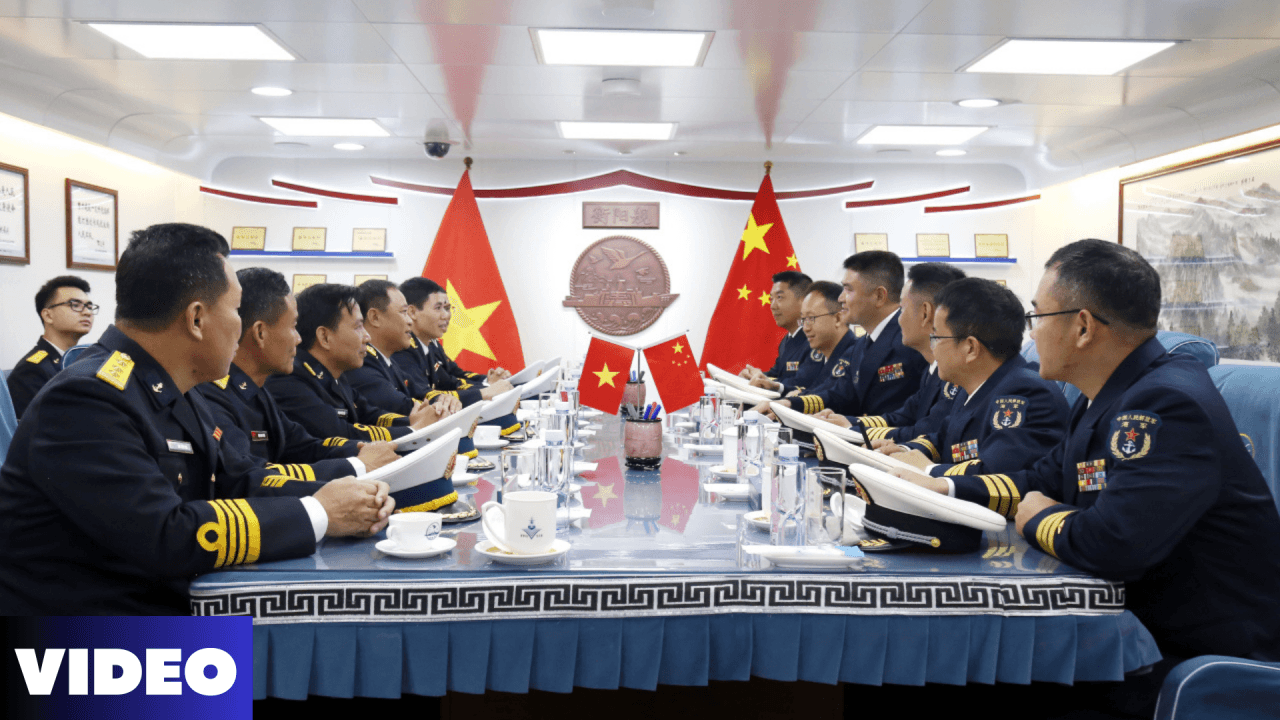 Hải quân Việt Nam - Trung Quốc: chào xã giao, thăm tàu