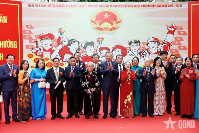 Ngày hội non sông và trọng trách trước nhân dân