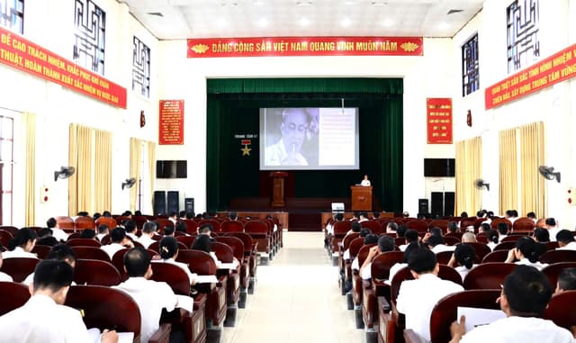 Trung tâm 47 phối hợp tuyên truyền, phổ biến, giáo dục pháp luật
