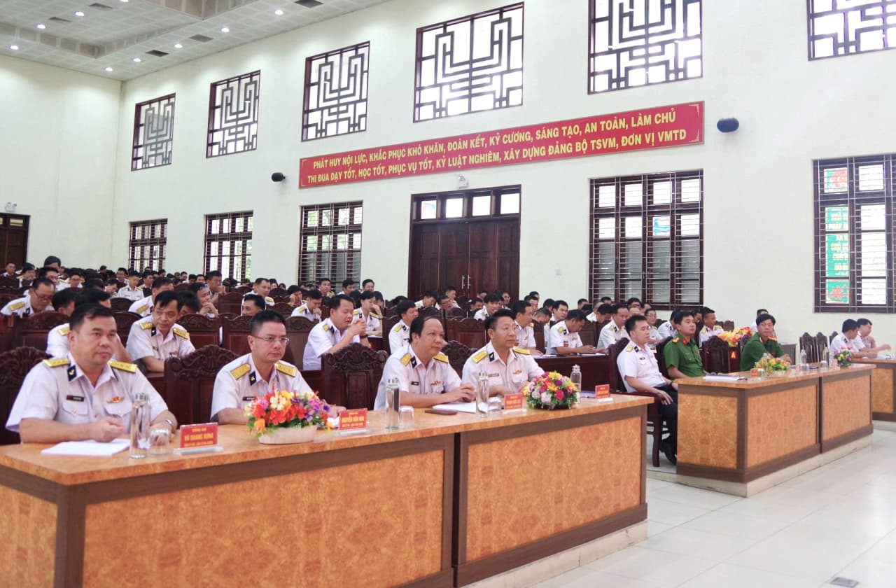 Trường Cao đẳng Kỹ thuật Hải quân: Hội nghị phổ biến giáo dục pháp luật