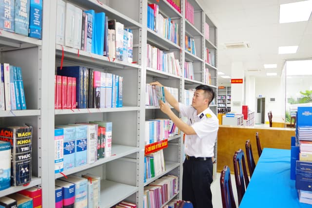 Giảng viên trẻ say mê nghiên cứu khoa học
