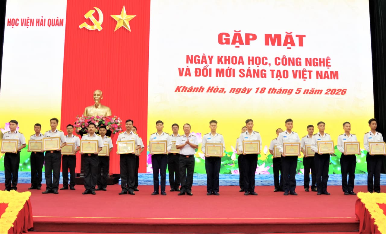 Học viện Hải quân khen thưởng Cuộc thi “Sáng tạo khoa học công nghệ”