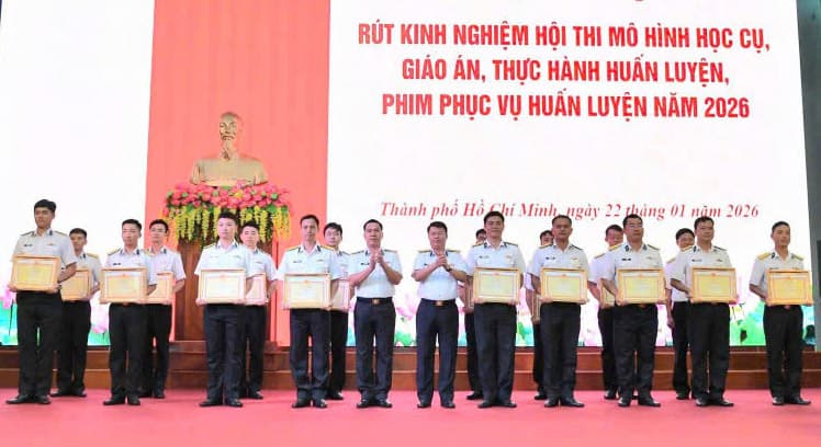 Lữ đoàn 171 rút kinh nghiệm hội thi mô hình học cụ năm 2026