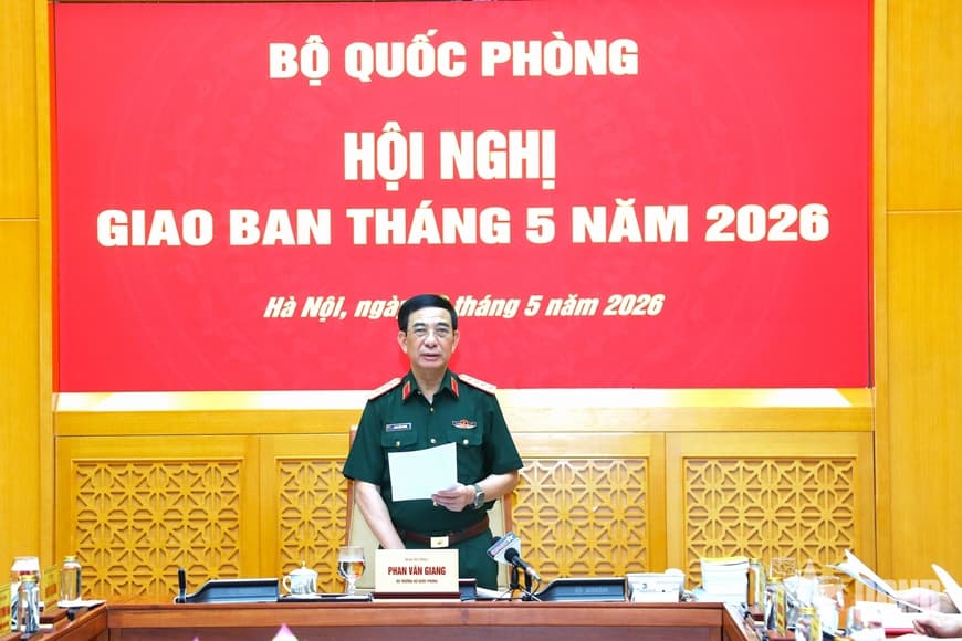 Đại tướng Phan Văn Giang chủ trì giao ban Bộ Quốc phòng