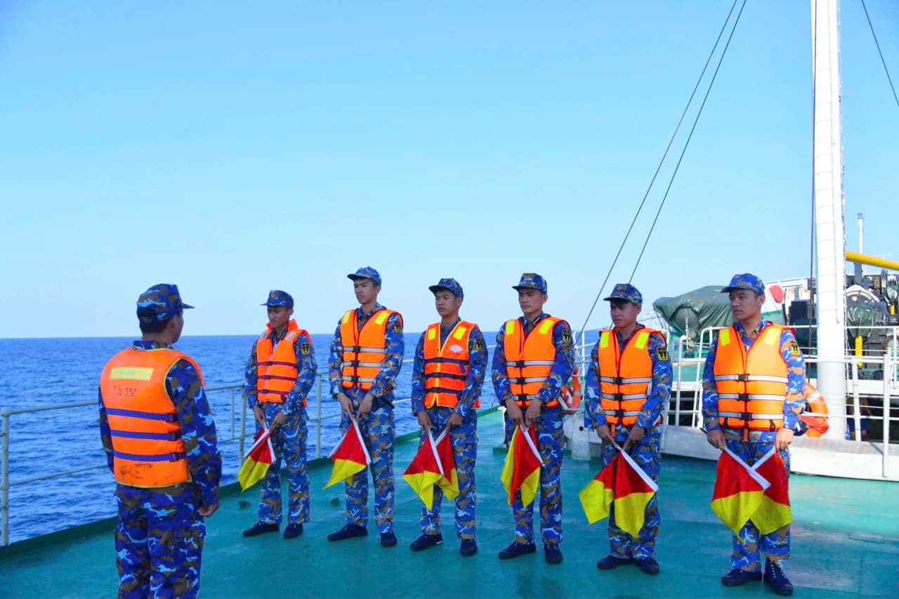 Học viện Hải quân: Tàu 936 hoàn thành nhiệm vụ huấn luyện đi biển đường dài