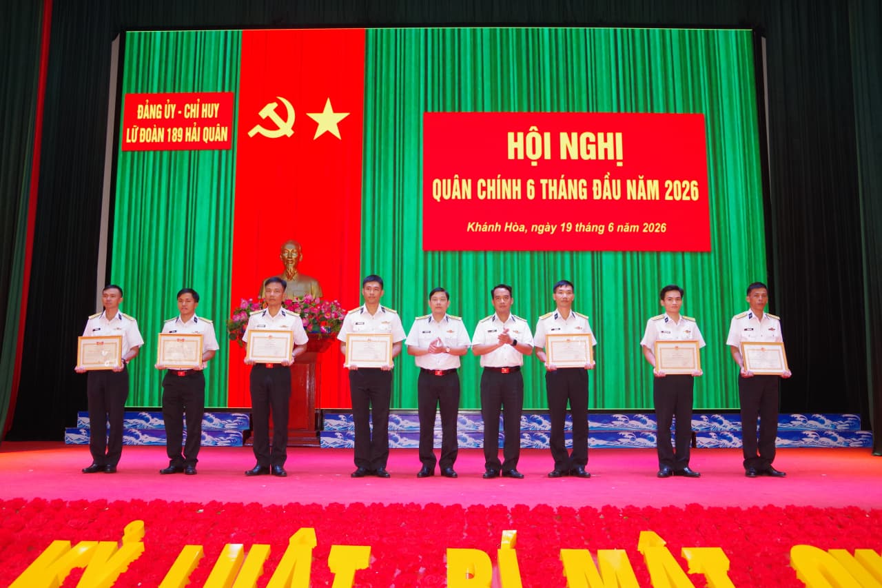 Lữ đoàn 189 hoàn thành xuất sắc nhiệm vụ 6 tháng đầu năm 2026