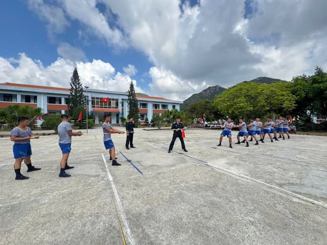 Vùng 4 Hải quân: Nhiều hoạt động ý nghĩa trong dịp nghỉ lễ
