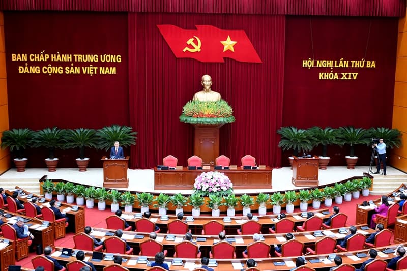 Bế mạc Hội nghị lần thứ ba Ban Chấp hành Trung ương Đảng khóa XIV