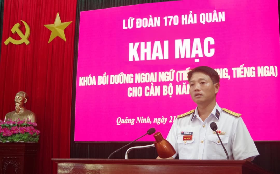 Lữ đoàn 170 khai mạc khóa bồi dưỡng ngoại ngữ cho cán bộ