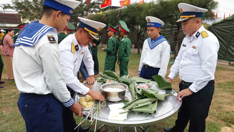 Lữ đoàn 682 phối hợp tổ chức Ngày hội “Xuân Khu 5 đoàn kết – Tết thắm tình quân dân năm 2026”
