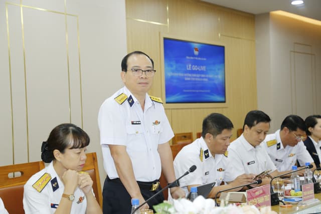 Tân cảng Sài Gòn vận hành hệ thống hướng dẫn, kiểm tra an ninh, an toàn trước khi vào cảng