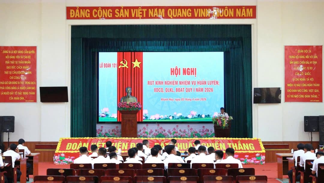 Lữ đoàn 101 rút kinh nghiệm nhiệm vụ huấn luyện, xây dựng chính quy, quản lý kỷ luật
