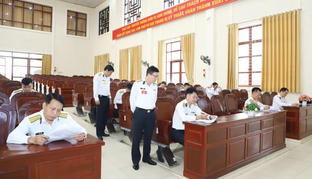 Bộ Tham mưu Hải quân khai mạc Hội thi cán bộ giảng dạy chính trị, báo cáo viên giỏi