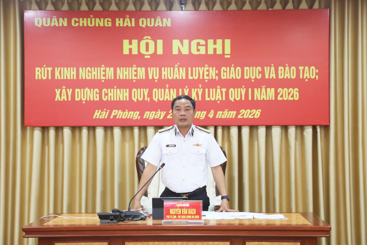 Rút kinh nghiệm nhiệm vụ huấn luyện; giáo dục và đào tạo; xây dựng chính quy, quản lý kỷ luật