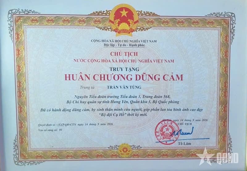 Chủ tịch nước truy tặng Huân chương Dũng cảm đối với Trung tá Trần Văn Tùng