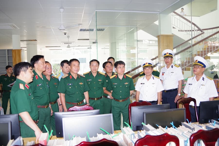 Cục Nhà trường kiểm tra Học viện Hải quân