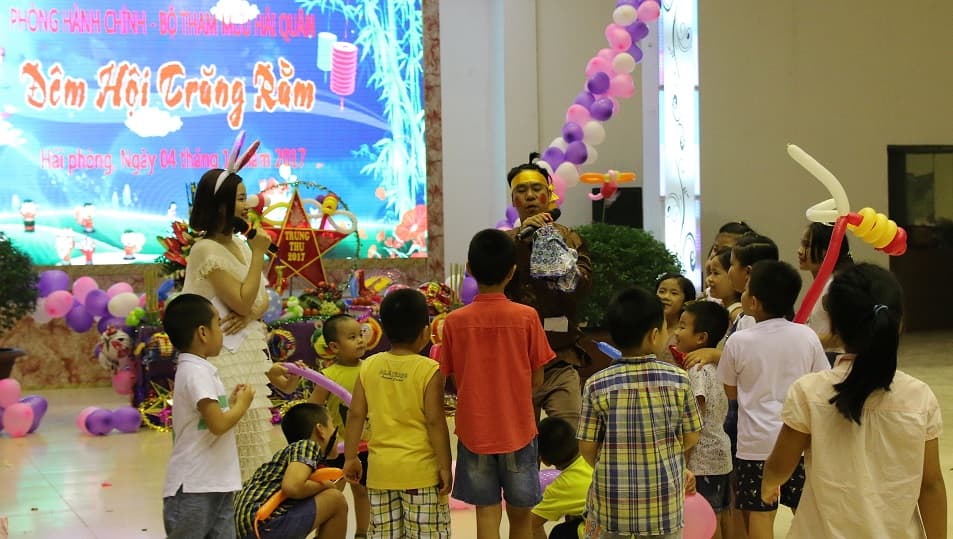Múa Lân, ảo thuật hấp dẫn trong “Đêm hội Trăng rằm”