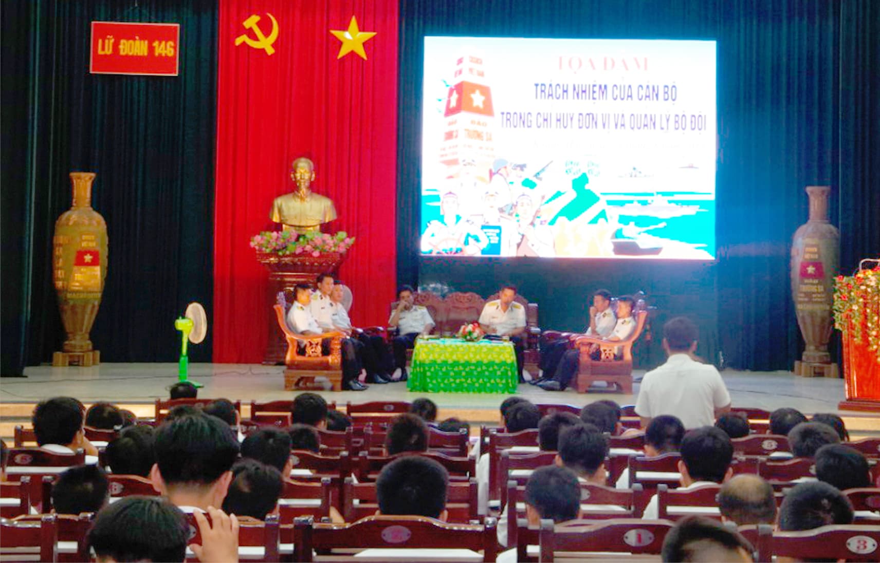 Lữ đoàn 146 tọa đàm “Trách nhiệm của cán bộ trong chỉ huy đơn vị, quản lý bộ đội”