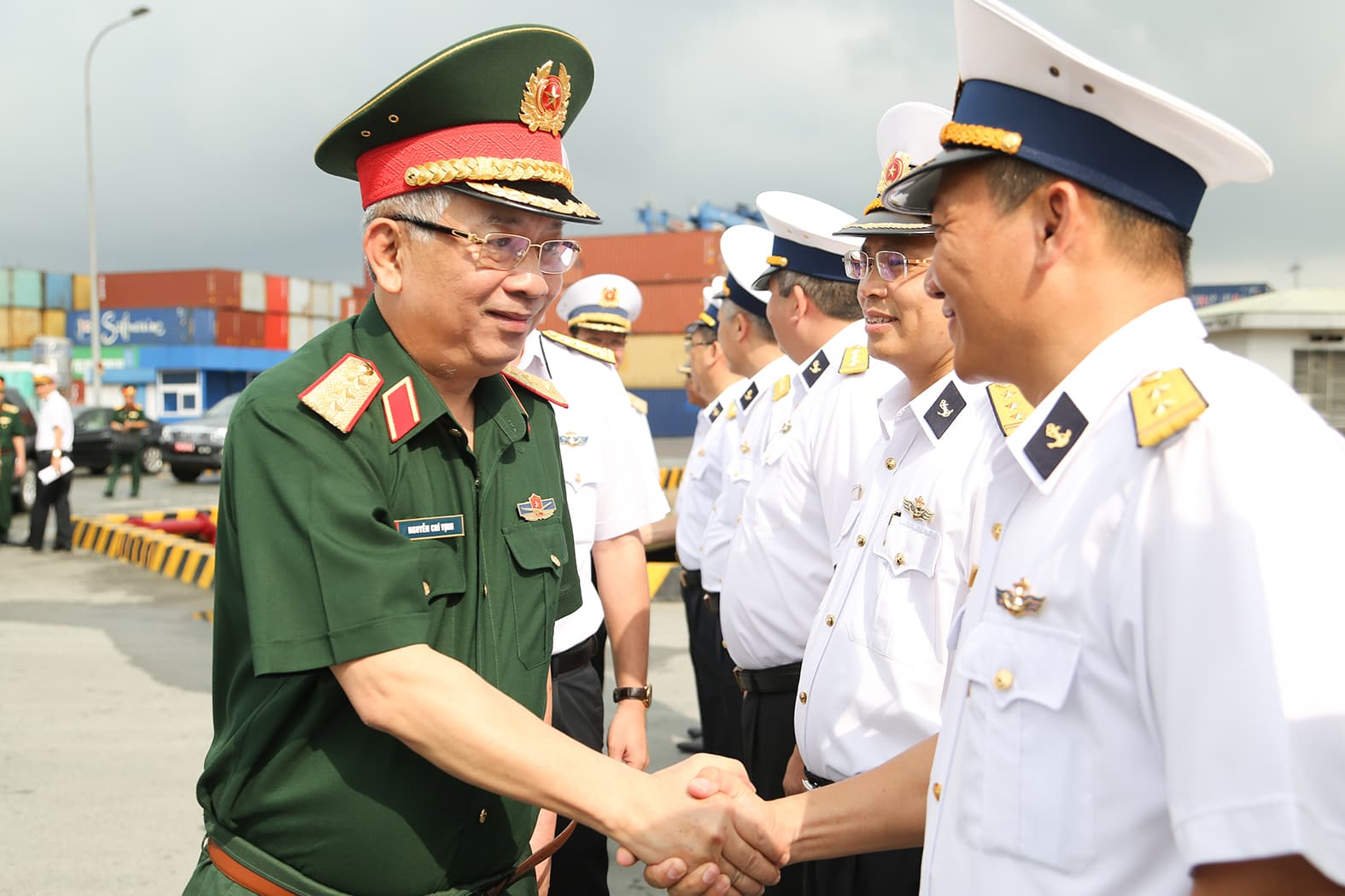 Thượng tướng Nguyễn Chí Vịnh thăm và làm việc với Tổng công ty Tân cảng Sài Gòn