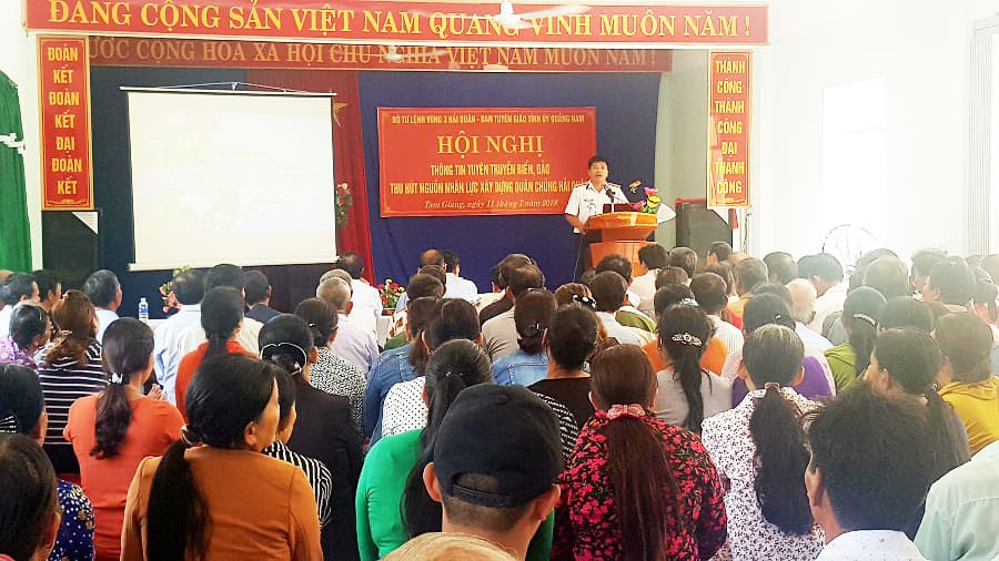 Lữ đoàn 161 nói chuyện chuyên đề về biển, đảo tại Quảng Nam