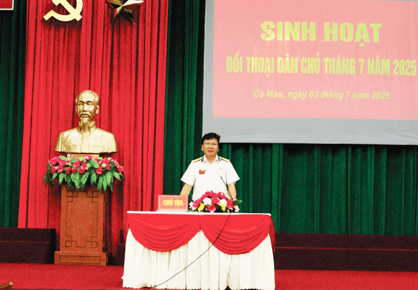 Lữ đoàn 175 tổ chức đối thoại dân chủ tháng 7 năm 2025