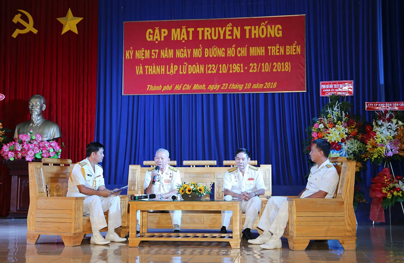 Gặp mặt truyền thống Ngày mở đường Hồ Chí Minh trên biển
