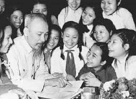 Lời Bác Hồ dạy ngày này năm xưa: “Chớ thấy thất bại mà nản, chớ thấy đắc thắng mà kiêu”