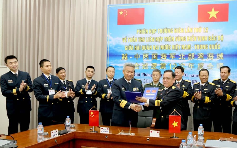 Hải quân Việt Nam và Hải quân Trung Quốc: Phối hợp đối phó với các thách thức an ninh phi truyền thống