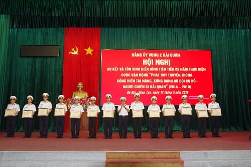 Vùng 2 Hải quân sơ kết 5 năm thực hiện Cuộc vận động “Phát huy truyền thống, cống hiến tài năng, xứng danh bộ đội Cụ Hồ - Người chiến sĩ Hải quân”