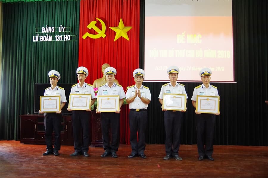 Lữ đoàn Công binh 131 Hải quân: 14 thí sinh tham gia thi Bí thư chi bộ xếp loại khá, giỏi