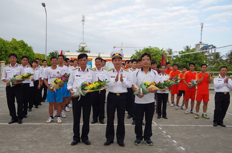 Thi đấu thể thao chào mừng Đại hội thi đua Quyết thắng Cục Kỹ thuật Hải quân