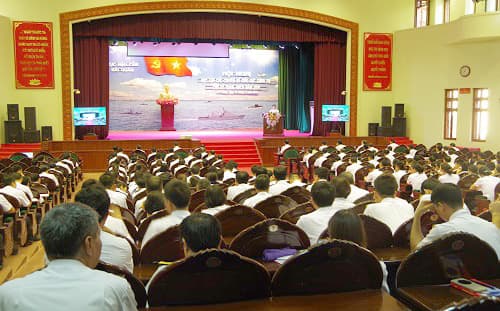 Cục Hậu cần Hải quân: Học các chuyên đề giáo dục chính trị năm 2019