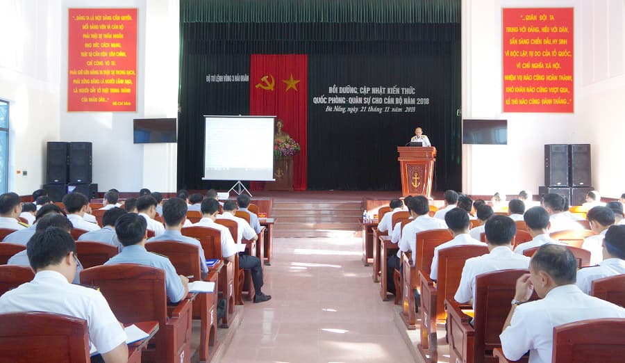Vùng 3 Hải quân: Bồi dưỡng, cập nhật kiến thức quốc phòng-quân sự cho cán bộ các cấp